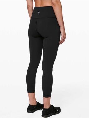 Lululemon /// Women’s Wunder Under High-Rise Tights - Size 2